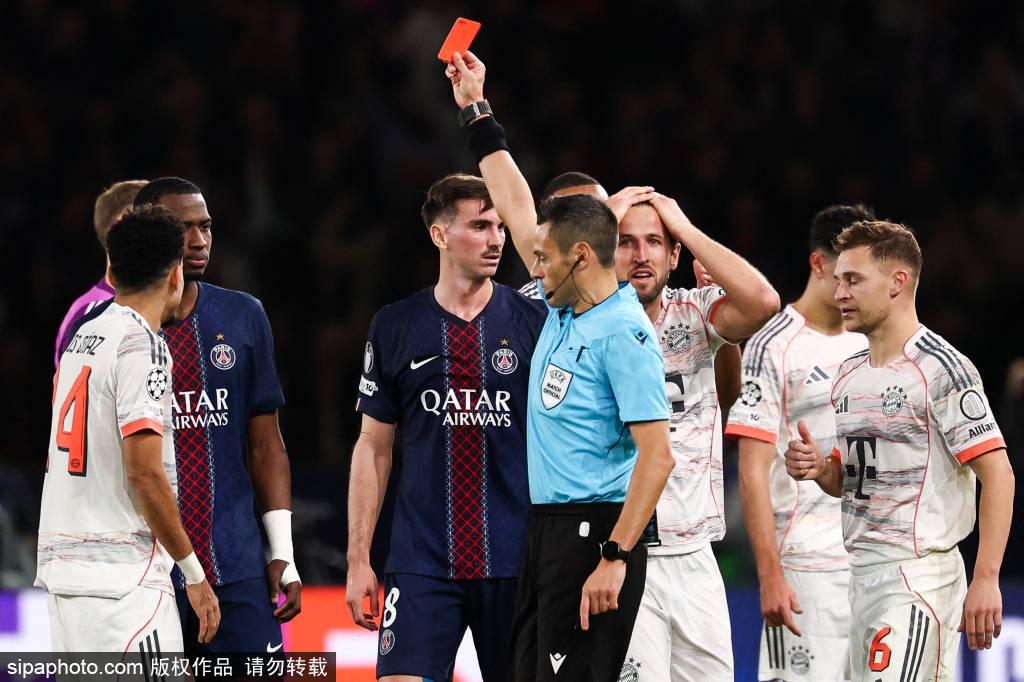 梅西归来!巴黎圣日耳曼如何通过战术调整重燃冠军希望?