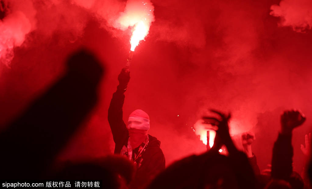 阿森纳VS拜仁慕尼黑:欧冠巅峰对决,一触即发!