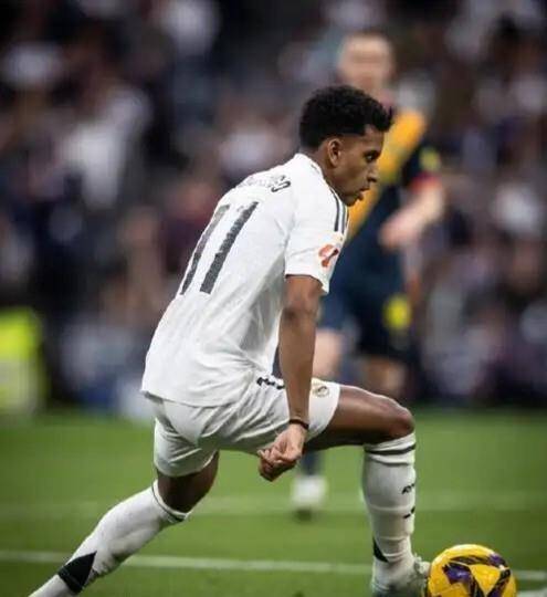 罗德里戈魔咒终结!32场球荒后专杀曼城,差1分钟破皇马最尴尬纪录