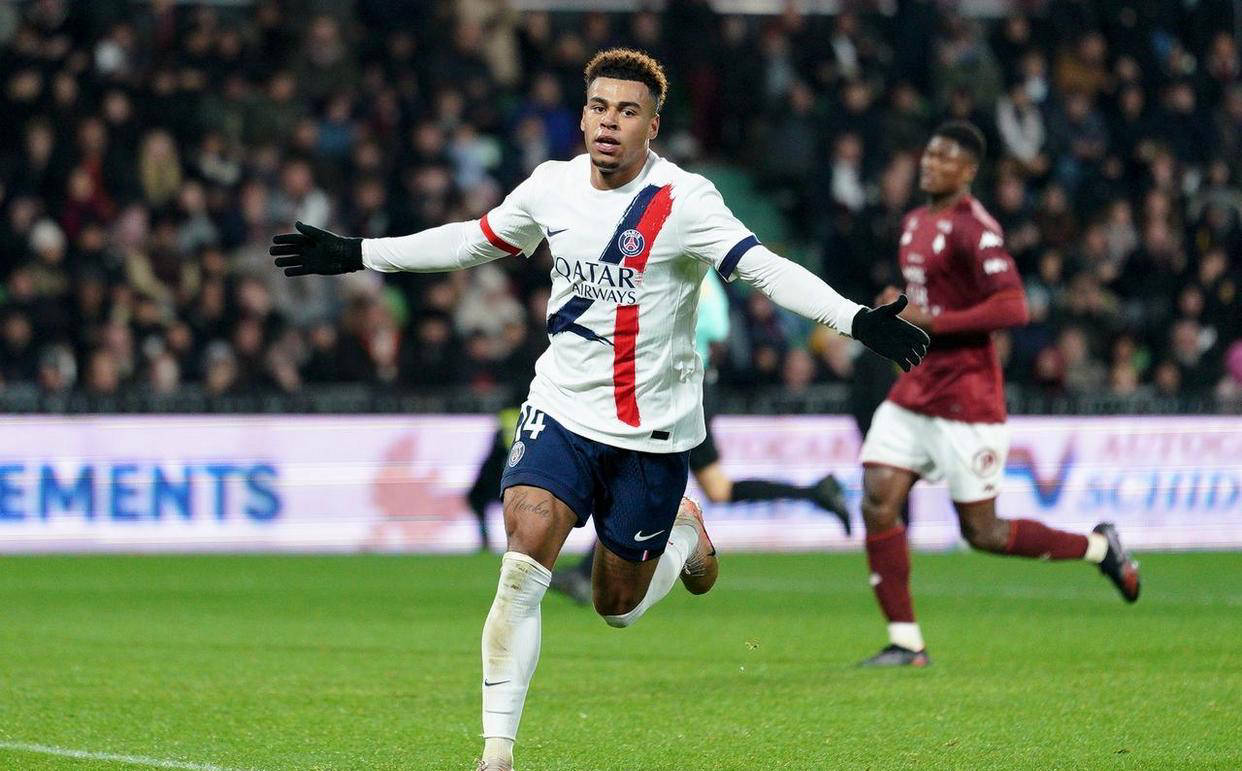 24岁韩国球星李刚仁闪耀法甲赛场,助巴黎圣日耳曼2连胜升至榜首