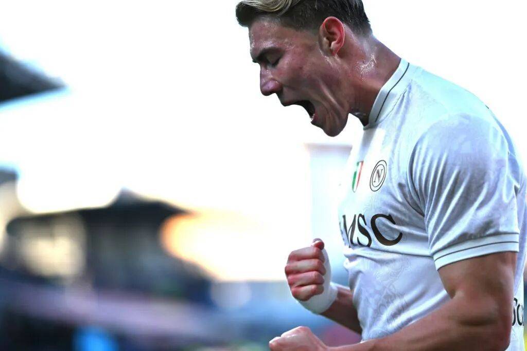 那不勒斯提前确认4400万买断霍伊伦德!违约金曝光,恰是曼联引进价格