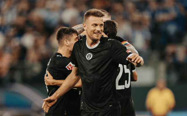 德甲:圣保利状态不理想,RB莱比锡表现跳跃