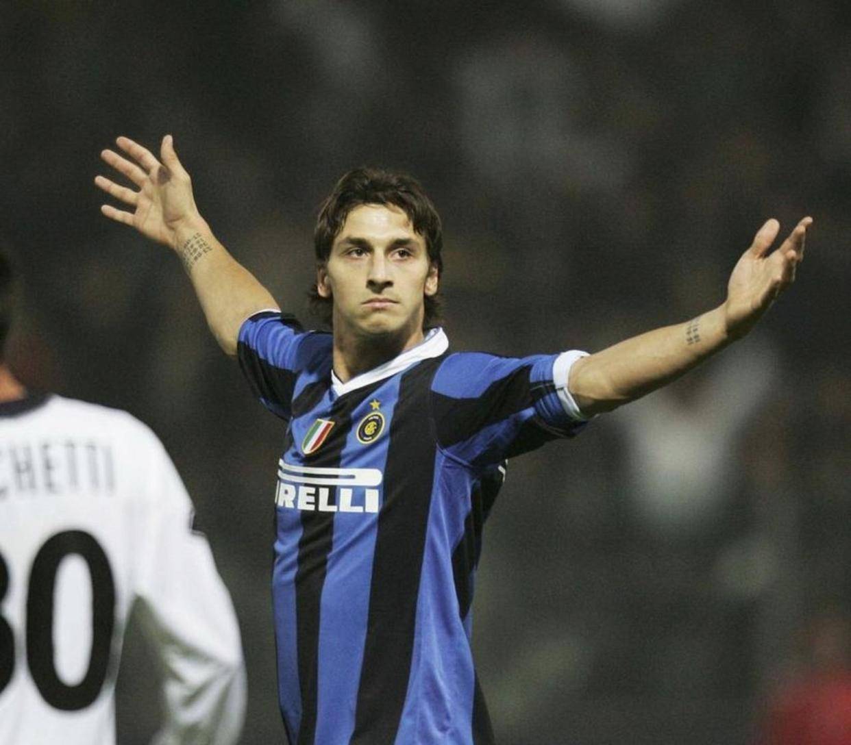 阿莱格里急需伊布式前锋救场,米兰锋线疲软难撑大局